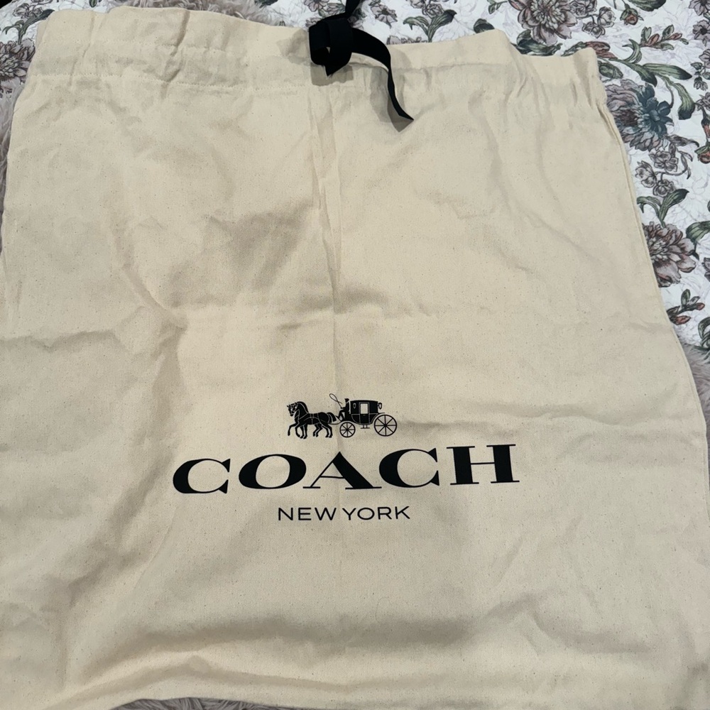 Coach large tote - Picture 3 of 7